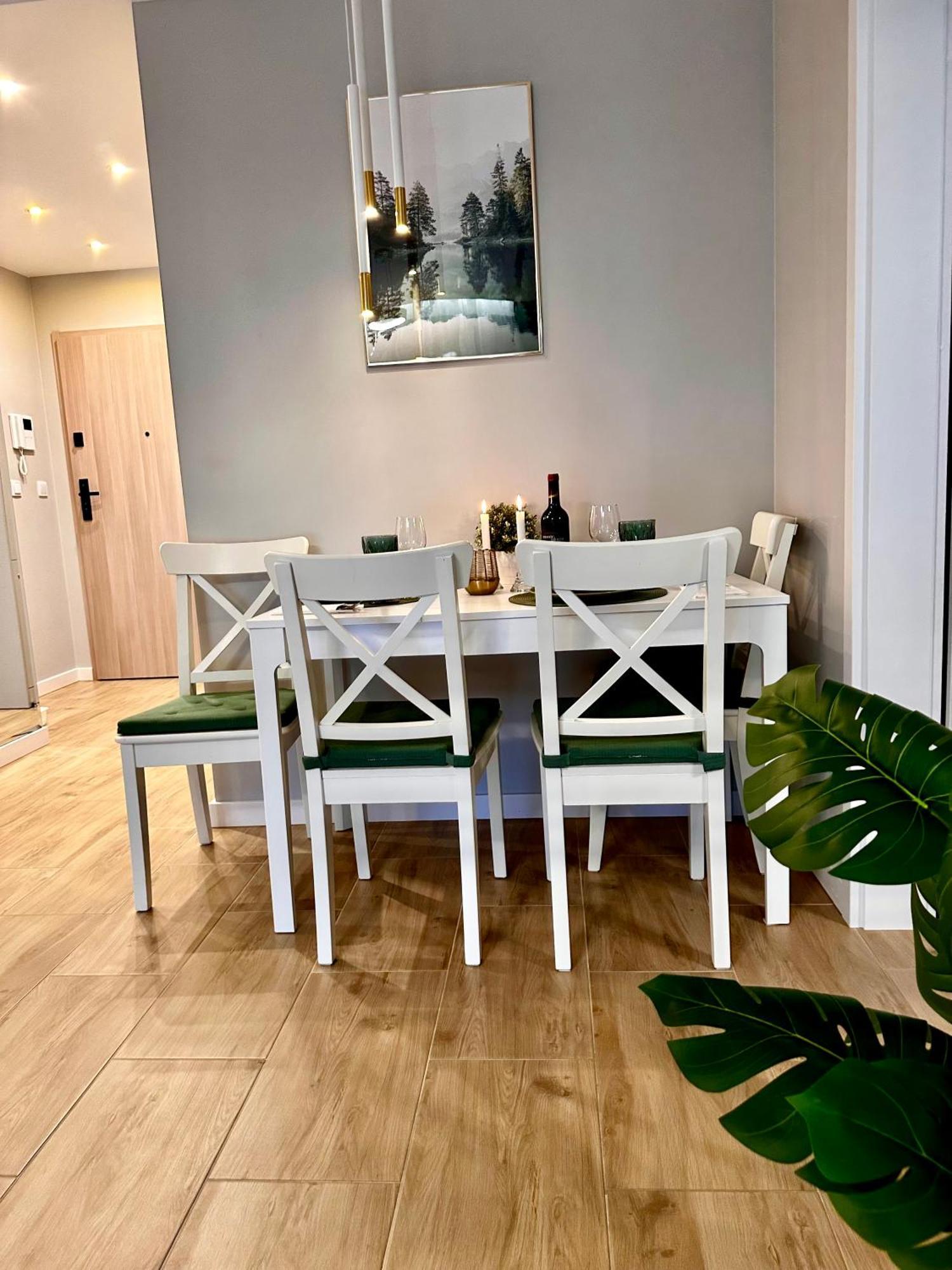 Apartamenty Kielce- Klonowa Nad Zalewem, 1-13 Osob, Faktura, Parking, Centrum Экстерьер фото